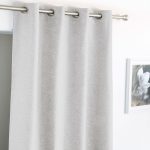 Cortina con ollaos ARISA de Fundeco